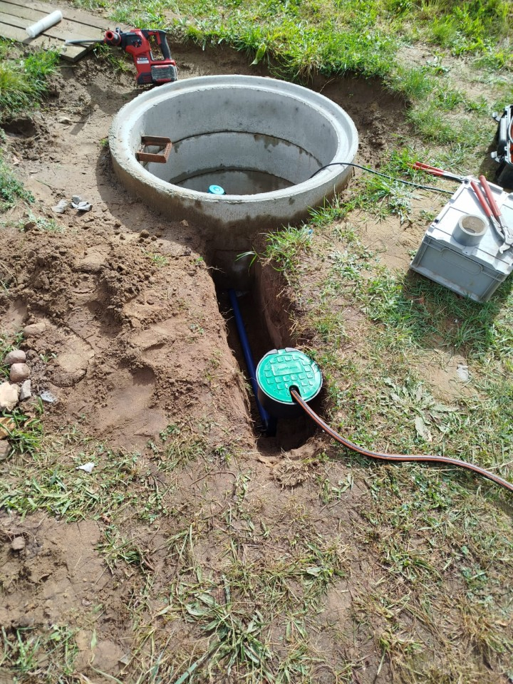 Gartenbrunnen mit Schlauchanschluss